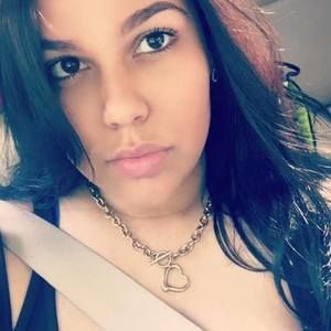 Meet your Posher, Adrianny maria